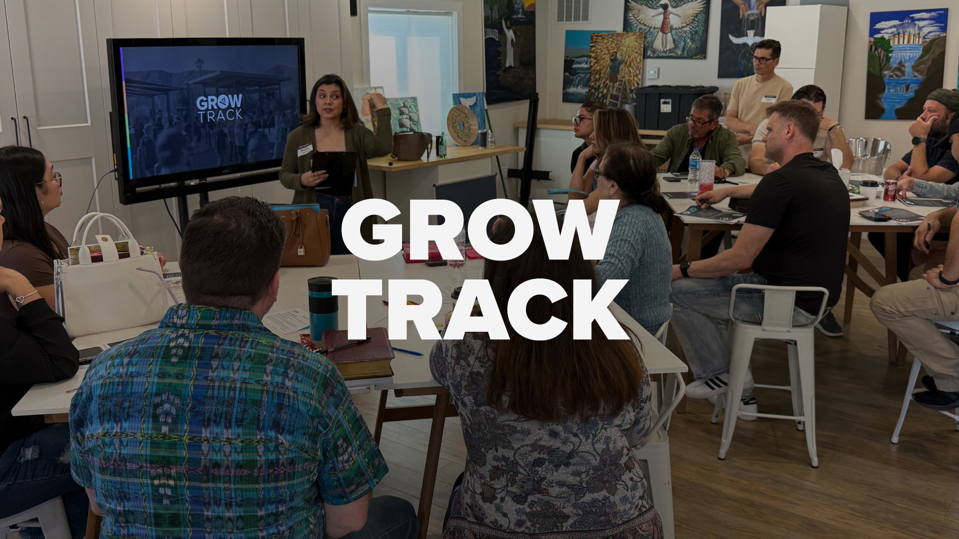 Grow Track logo